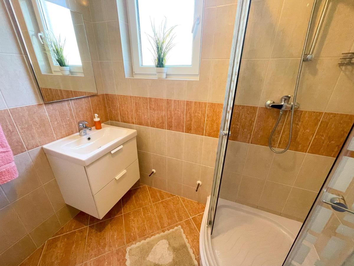 Apartment Nika 2 Драмал Екстериор снимка